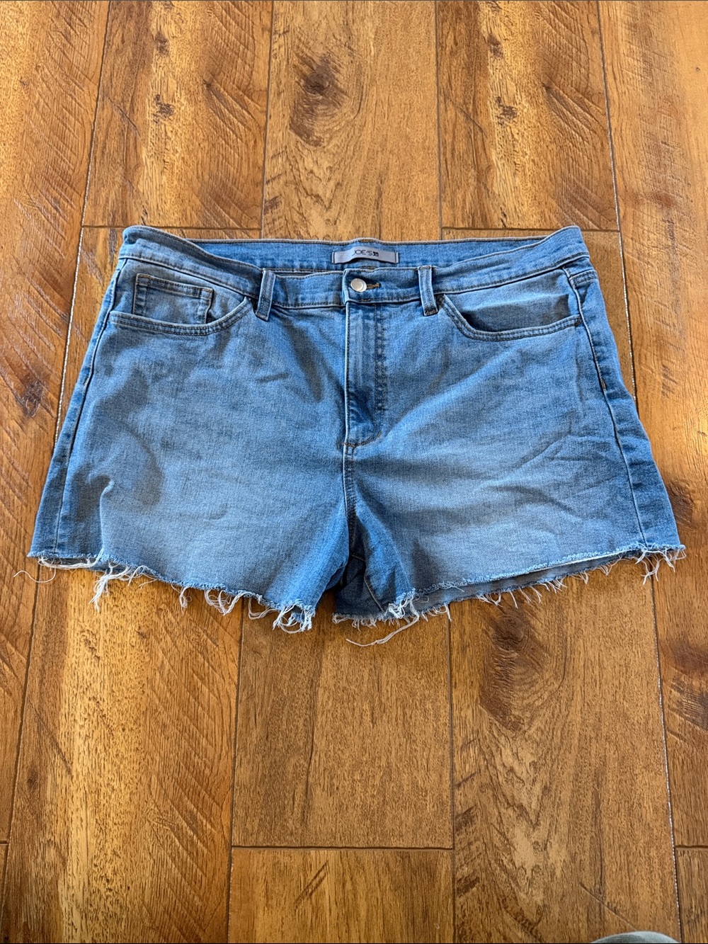 Joes Jeans Cut off 33 Inch